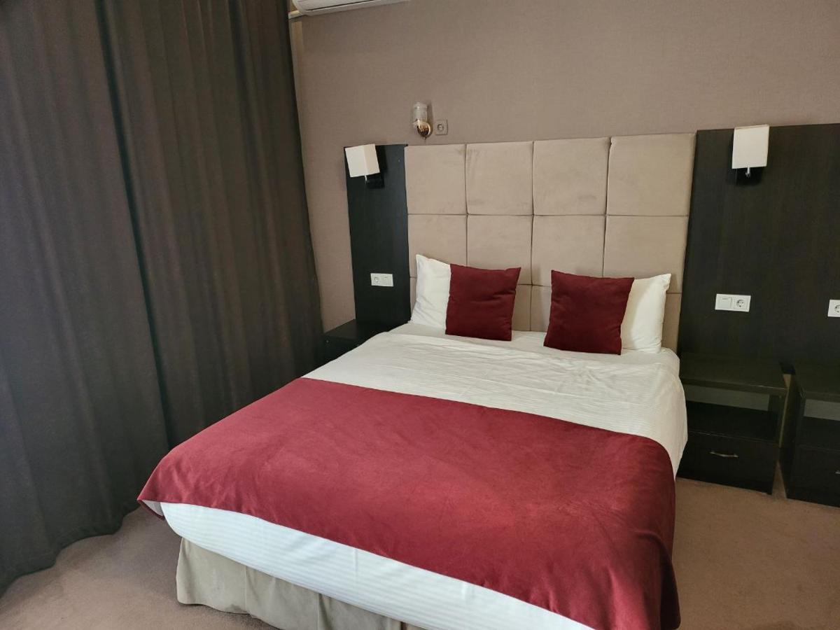 Shadow Boutique Hotel & Spa Chişinău Esterno foto