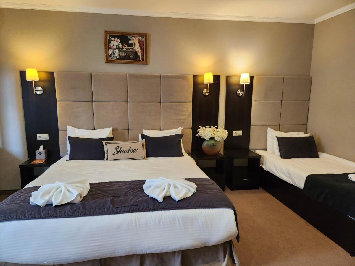 Shadow Boutique Hotel & Spa Chişinău Esterno foto